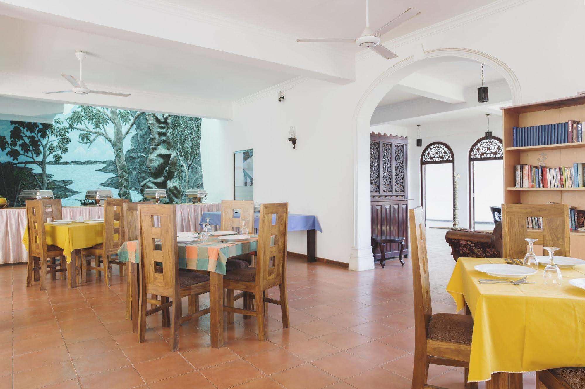 Hotel Neptune Bay Unawatuna Beach Buitenkant foto
