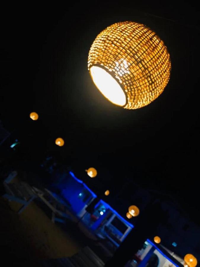 Hotel Neptune Bay Unawatuna Beach Buitenkant foto
